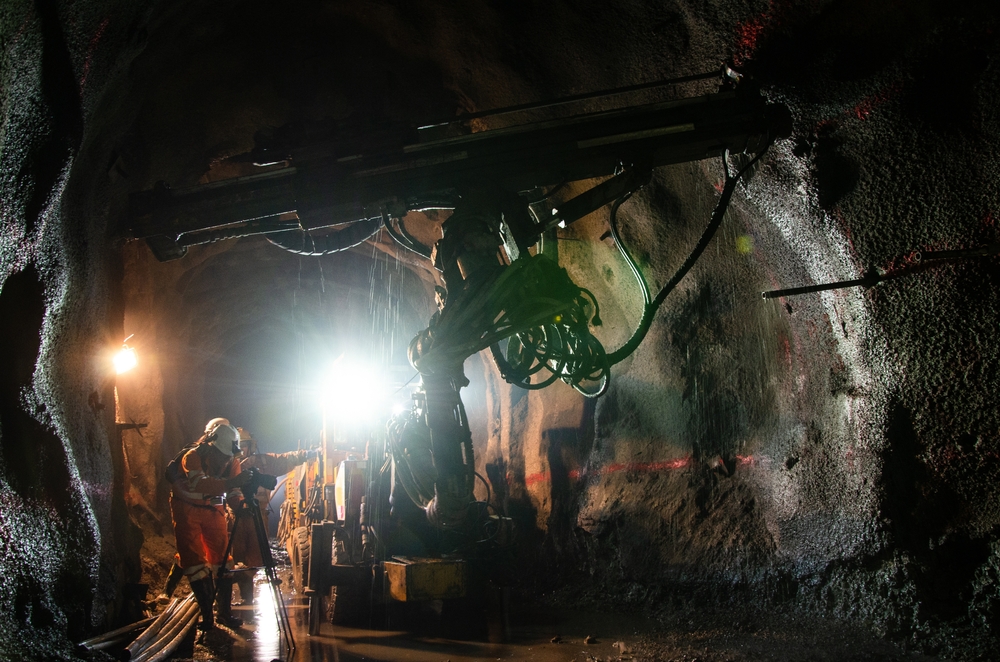 Protecting workers on mining construction sites with quality air filtration